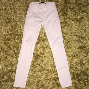 Off white ~ J Brand ~ Skinny Jeans